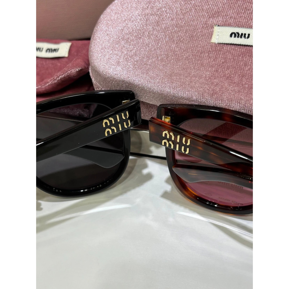 Miu Miu 字母太陽眼鏡 男女明星同款墨鏡 修飾臉型顯臉小 大框鏡片更好防曬 時尚潮流墨鏡 55-20-140-細節圖5