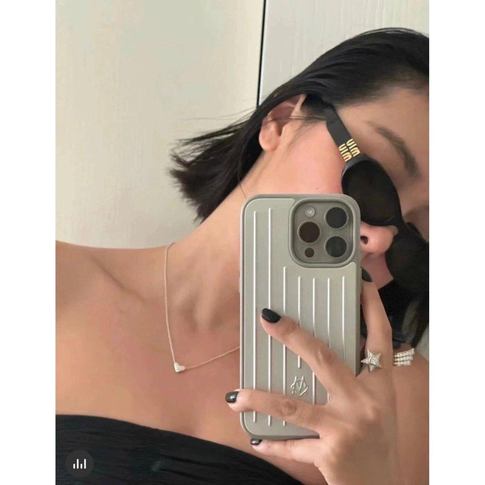 Miu Miu 新款橢圓形太陽眼鏡 很適合日常穿搭外出墨鏡男女明星同款防曬佩戴超舒適側臉高顏值50-20-140-細節圖5