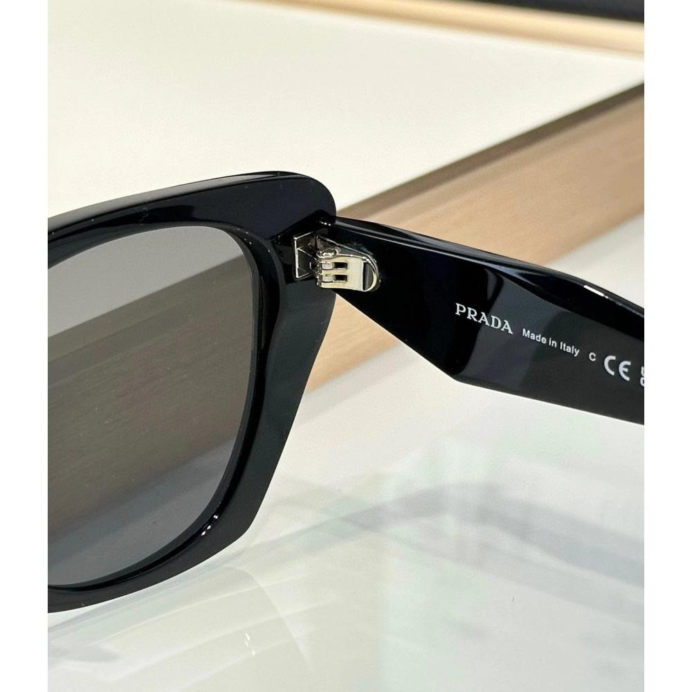 PRADA 新款簡約大方框太陽眼鏡 男女同款墨鏡 明星同款太陽眼鏡 55-17-145-細節圖10
