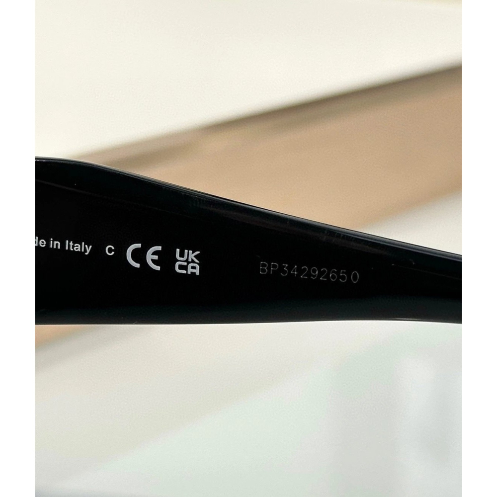 PRADA 新款簡約大方框太陽眼鏡 男女同款墨鏡 明星同款太陽眼鏡 55-17-145-細節圖11