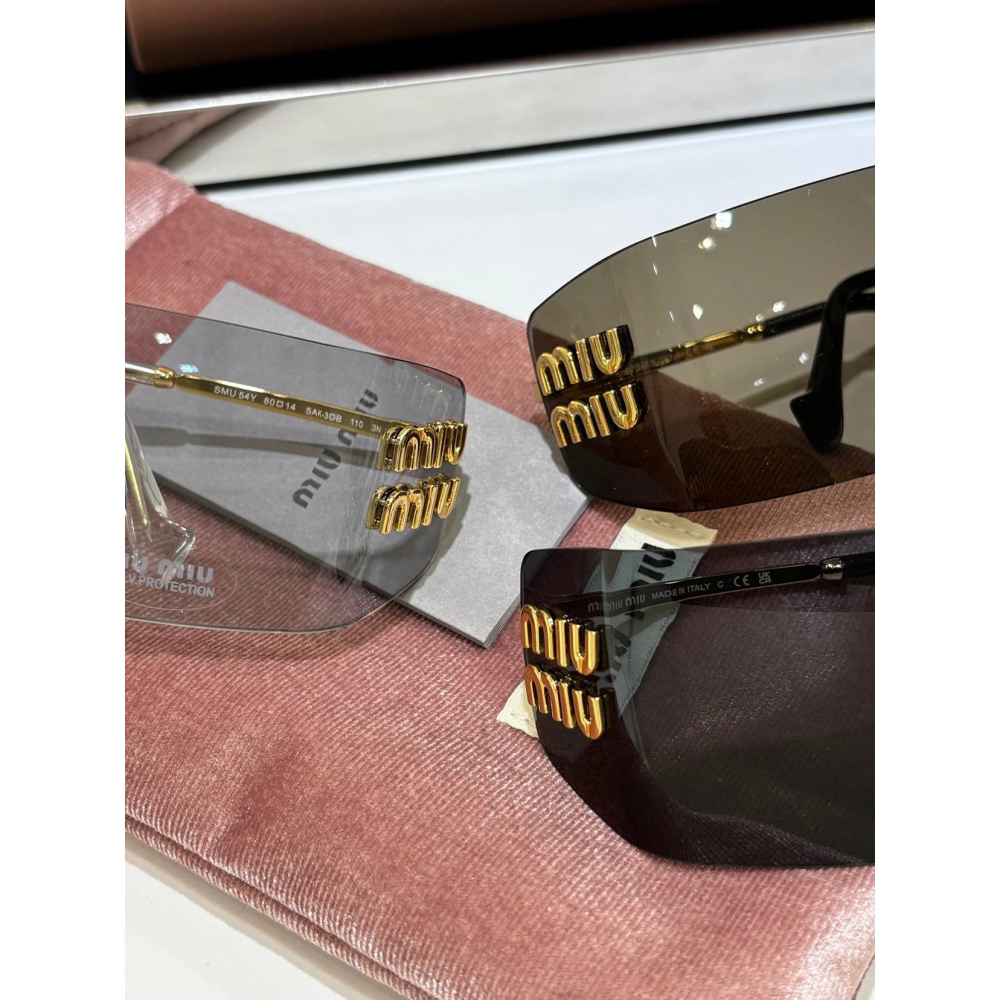 Miu Miu 張元英同款墨鏡 金屬字母logo護目鏡 太陽眼鏡 很酷又可以很甜的一款方形框 尺寸：80-14-110-細節圖2