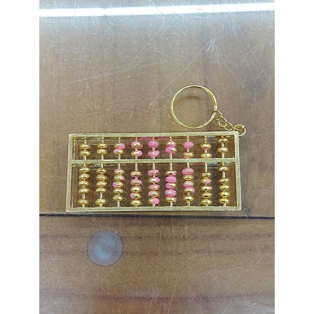 9格長8.5公分  寬4公分