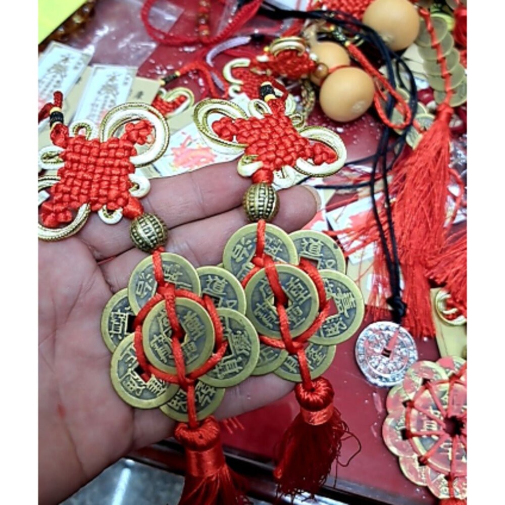 佐運門 梅花五帝錢 防小人吊飾 銅錢 牆壁掛飾 古錢 古錢幣 避邪擋煞 平安吊飾 小人 五帝錢吊飾 風水 中國結-細節圖7