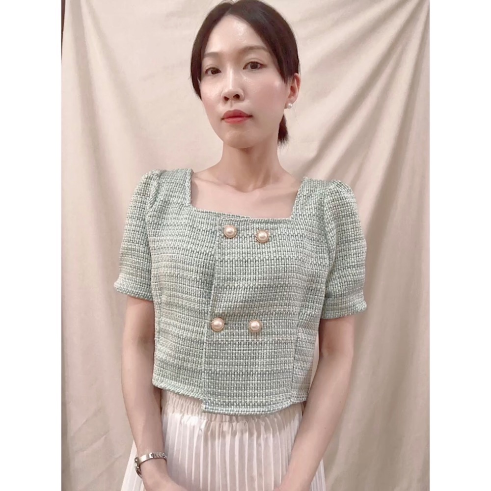 【現貨】珍珠雙排釦短上衣 氣質方領上衣 編織短上衣 短外套 小香風 珍珠上衣 珍珠外套 韓國 泡泡袖 露肚 露腰上衣-細節圖8