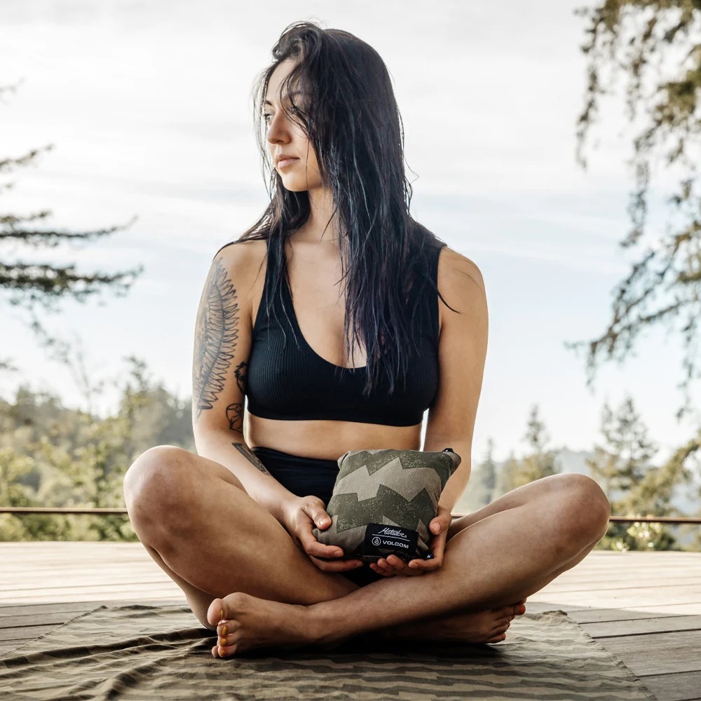 Matador x Volcom 鬥牛士 Packable Beach Poncho 便攜速乾毛巾衣 - 虎斑綠-細節圖5