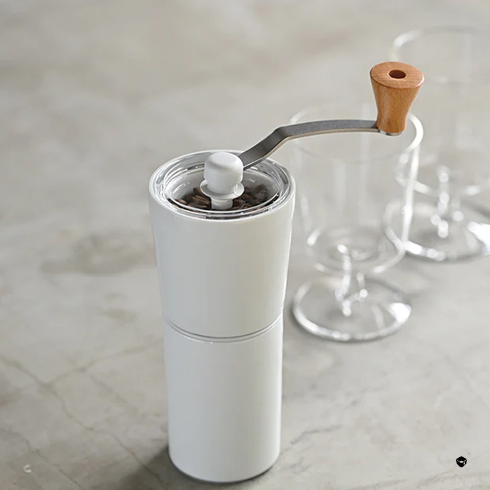 【HARIO】純白系列 V60 簡約磁石手搖磨豆機-白色 + V60白色01磁石濾杯/錐刀/有田燒/V60/手沖咖啡濾-細節圖6