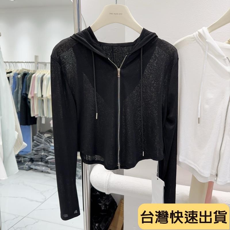 🔥麒麟優選🔥超好看長袖 冰絲 長袖防曬開衫 罩衫女 薄款 夏季短款 披肩外搭連帽 拉鏈上衣 小短款 防曬 氣質上衣-細節圖8