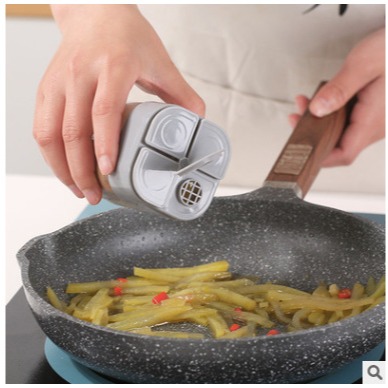 [Hare.D]現貨 四合一調味罐 露營 烤肉 戶外 燒烤調料罐 四格 方便攜帶 透明 調味盒-細節圖3