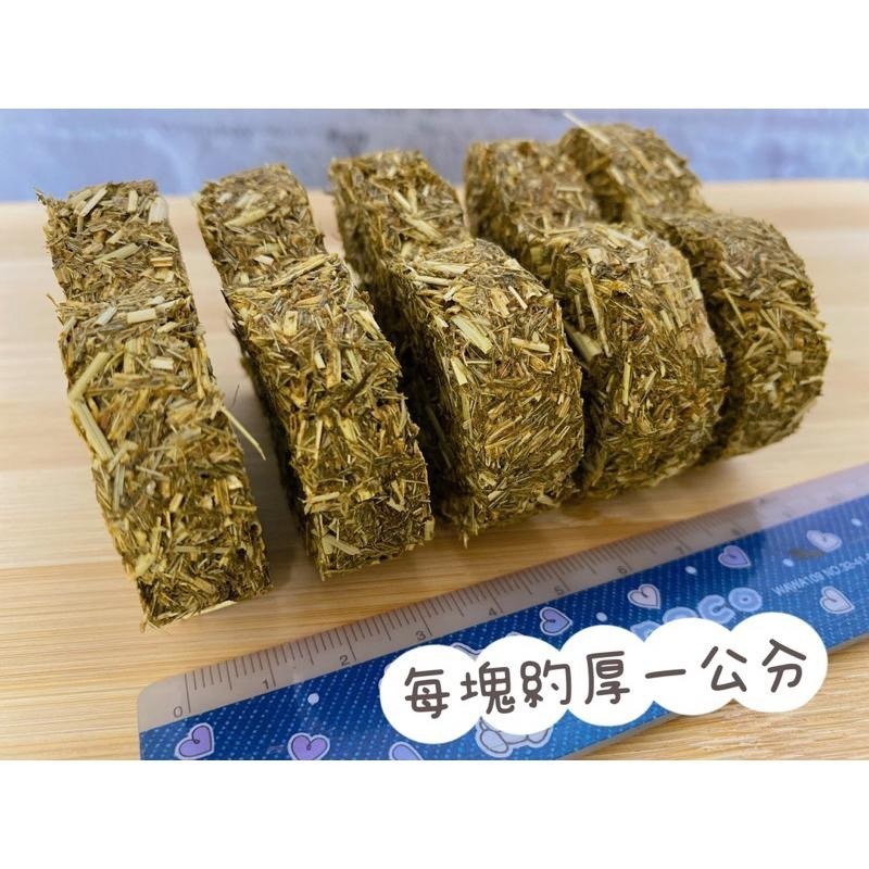 新鮮現做 手工提摩西草餅 可愛兔兔 天然牧草 無添加 寵物零食 寵物牧草 兔子 天竺鼠 龍貓-細節圖3