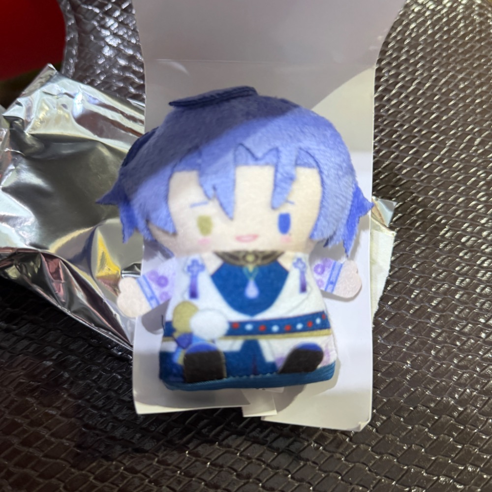 新世界狂歡 官方周邊 吊飾 安利美特 伊得 玖夜 崑西 指娃 玩偶 娃娃-細節圖4