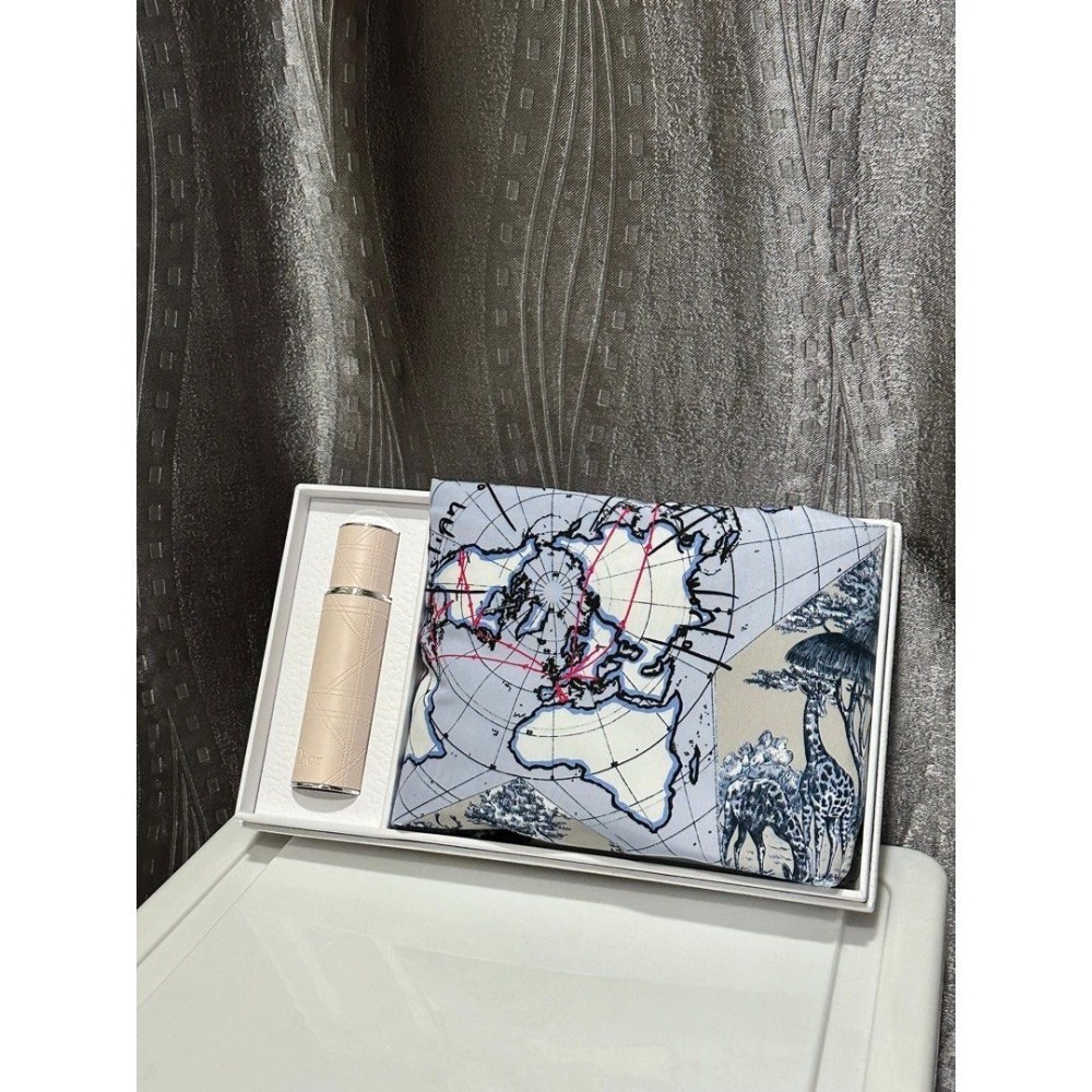 特價🌟DIOR 迪奧 環球漫遊花漾旅行收納組(台灣專櫃貨) 2件/組-細節圖3