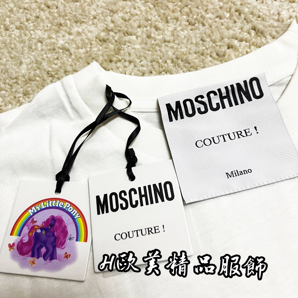 H精品服飾💎MOSCHINO 一線 彩虹小馬 白色 短袖✅正品代購✅現貨-細節圖4