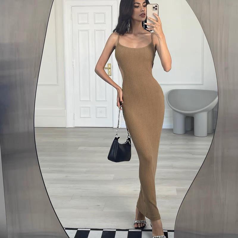 【仙女試衣間】「現有黑咖L」✨美式複古✨「腰間鏤空心機紋理吊帶連衣裙」初春氣質顯瘦打底過膝長裙 腰側挖空設計-細節圖4