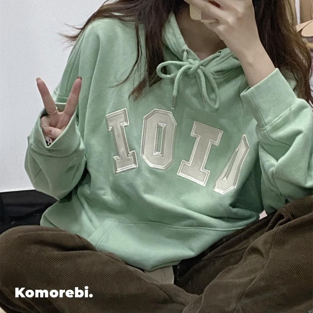 💜在臺現貨💜5252 by OiOi 帽T 有刷毛 字母印花 ROSE同款 大學T 帽踢 連帽衛衣-細節圖6