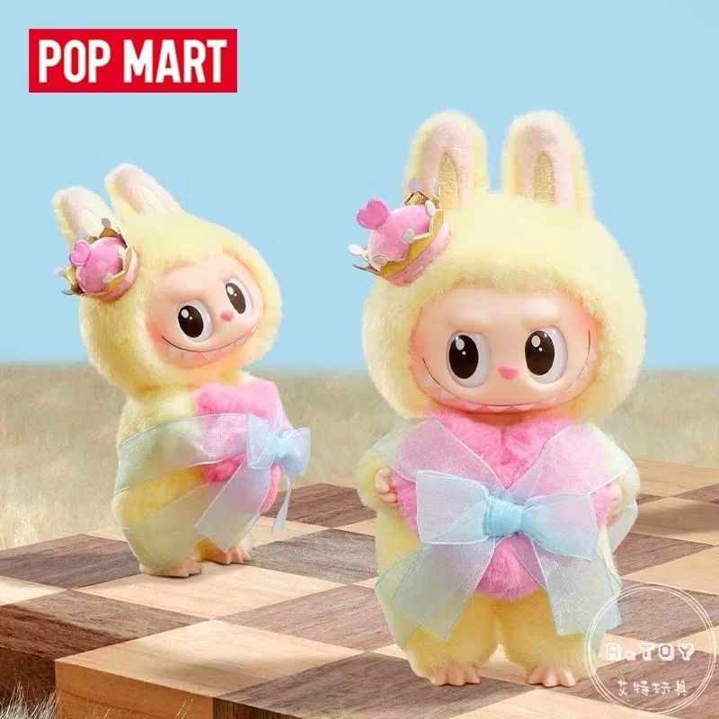 {預購} POPMART泡泡瑪特 THE MONSTERS 象棋大冒險系列 皇后 搪膠毛絨公仔掛件-細節圖2
