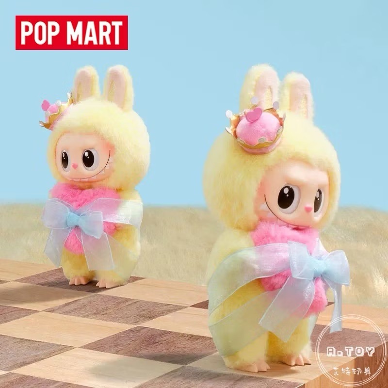 {預購} POPMART泡泡瑪特 THE MONSTERS 象棋大冒險系列 皇后 搪膠毛絨公仔掛件-細節圖3