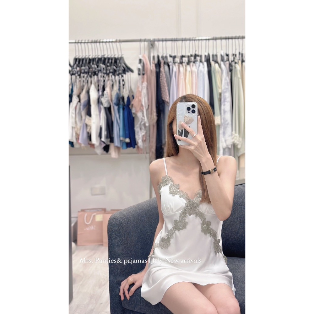 溫柔花瓣🪞冰絲胸墊睡裙-細節圖2