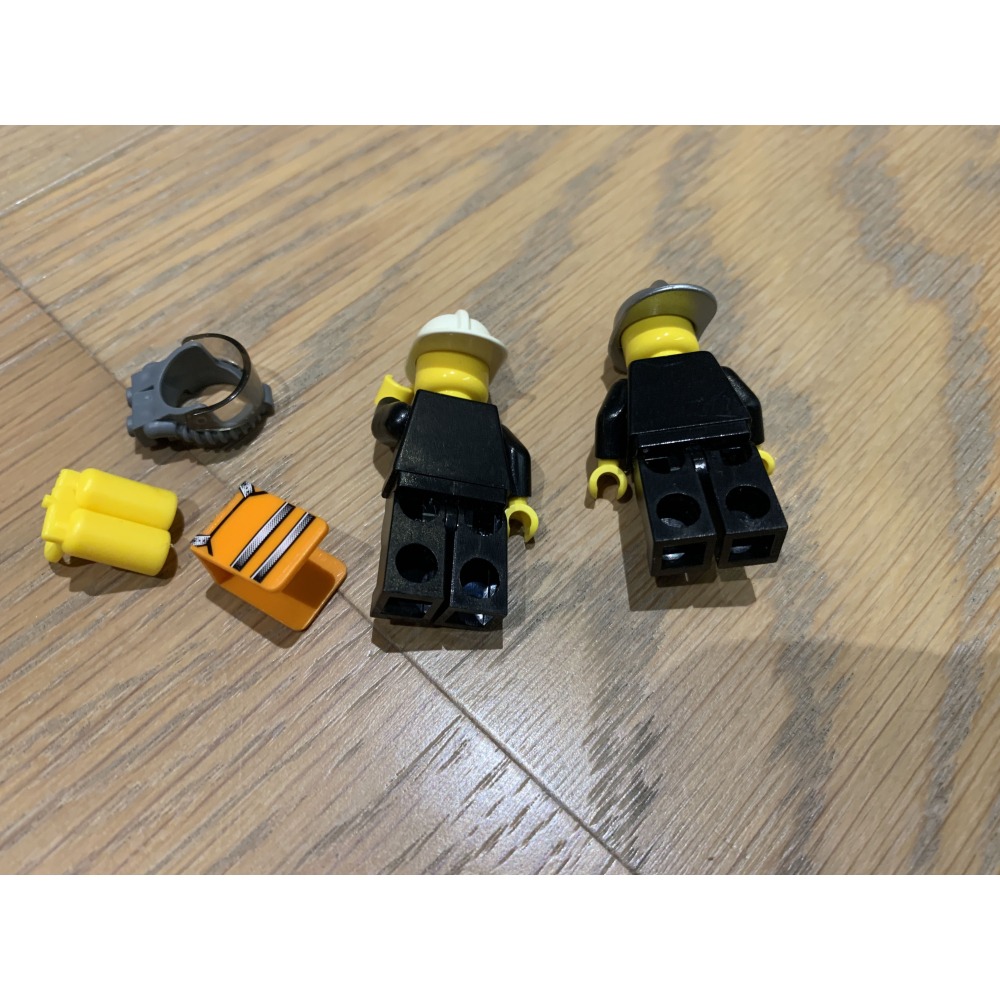 二手 樂高 LEGO 消防 消防車 消防員 消防局 7239 經典-細節圖6