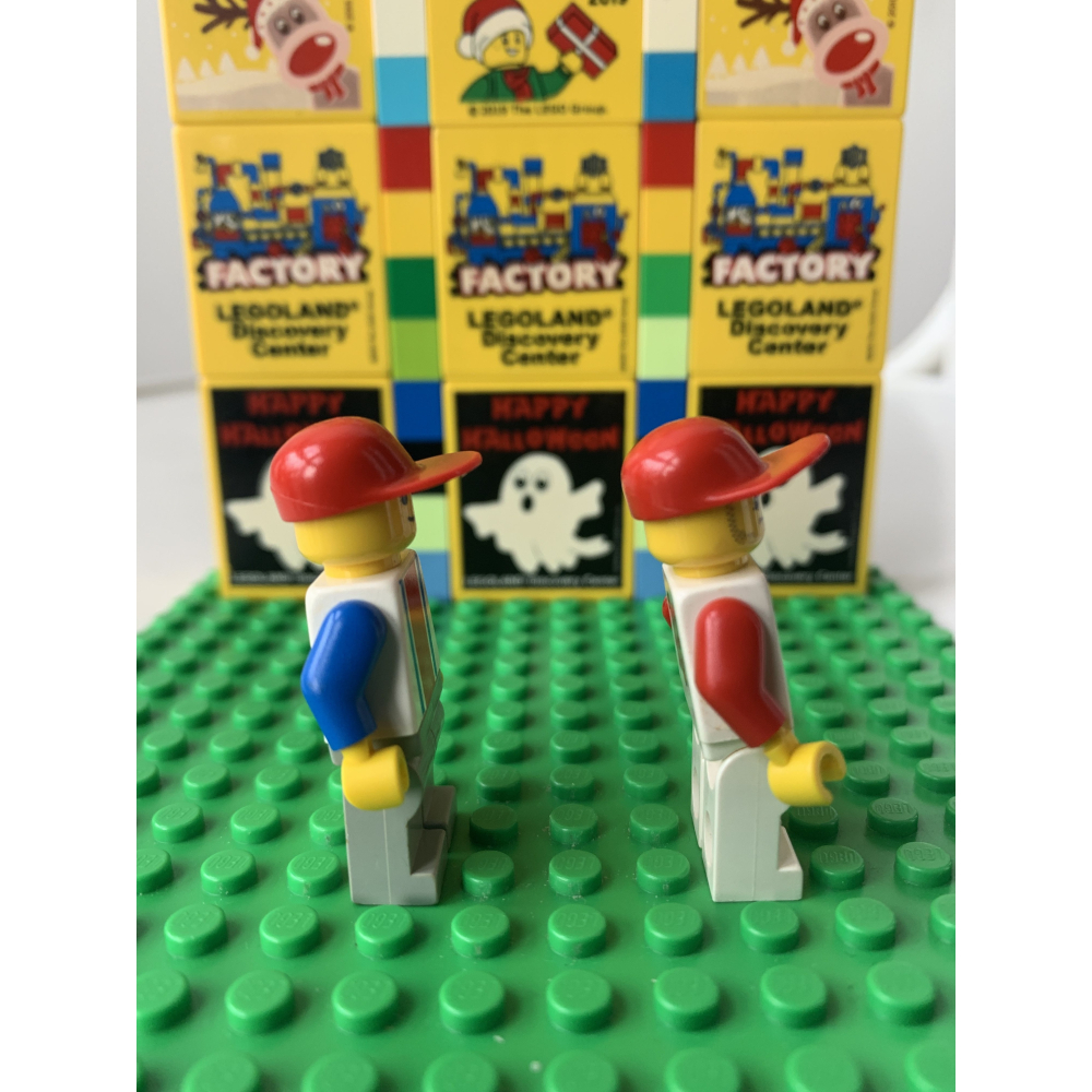 二手 樂高 LEGO 城市 線條衣 足球 人偶兩隻 經典-細節圖2