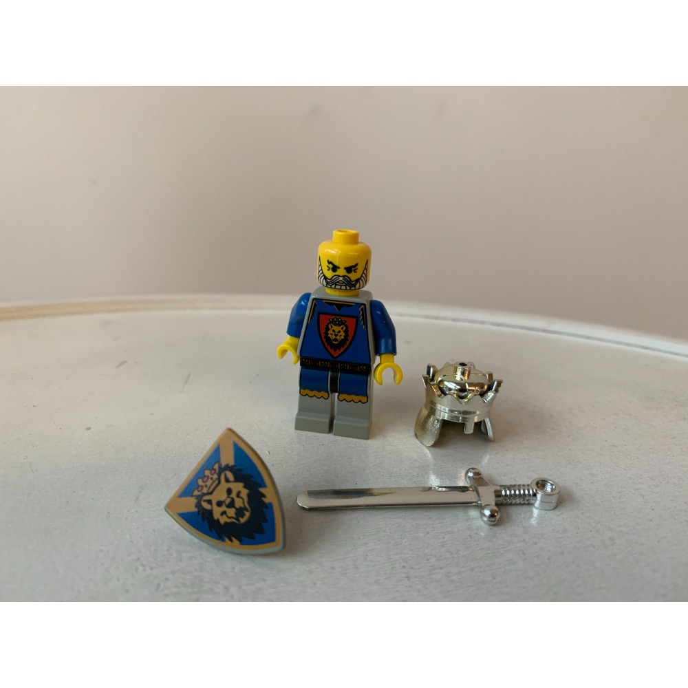 二手 樂高 LEGO 城堡 國王 + 戰馬-細節圖6
