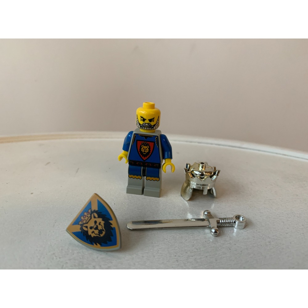 二手 樂高 LEGO 城堡 國王 + 戰馬-細節圖7