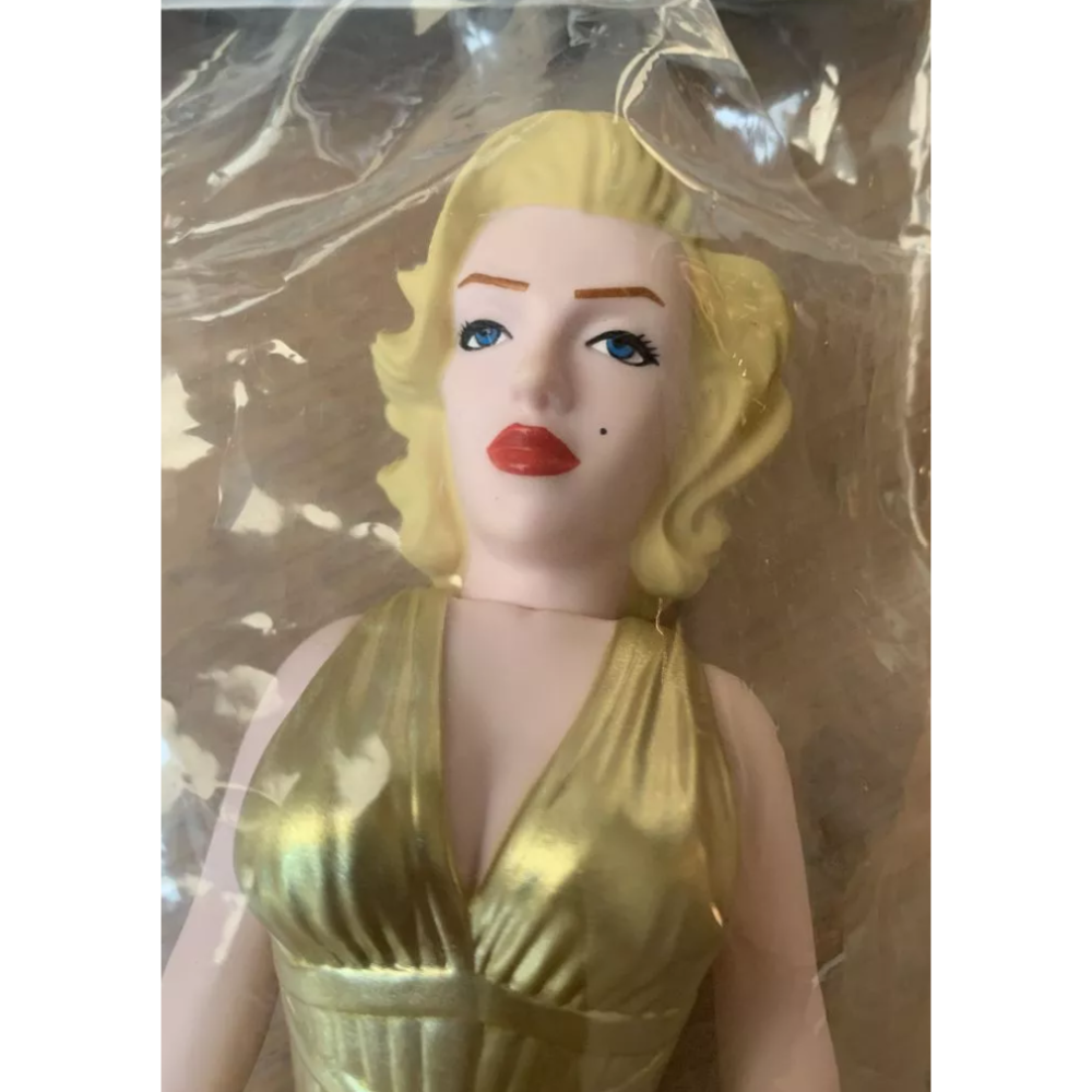 Medicom toy 瑪麗蓮夢露 金色版-細節圖3