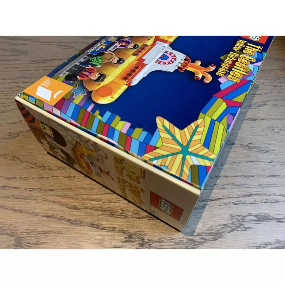 樂高 LEGO 21306 The Beatles 披頭四 黃色潛水艇 Yellow Submarine 絕版-細節圖5