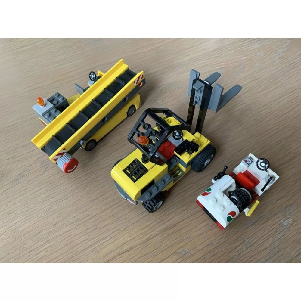 二手 樂高 LEGO 城市 60022 機場 貨機 貨運客機-細節圖11