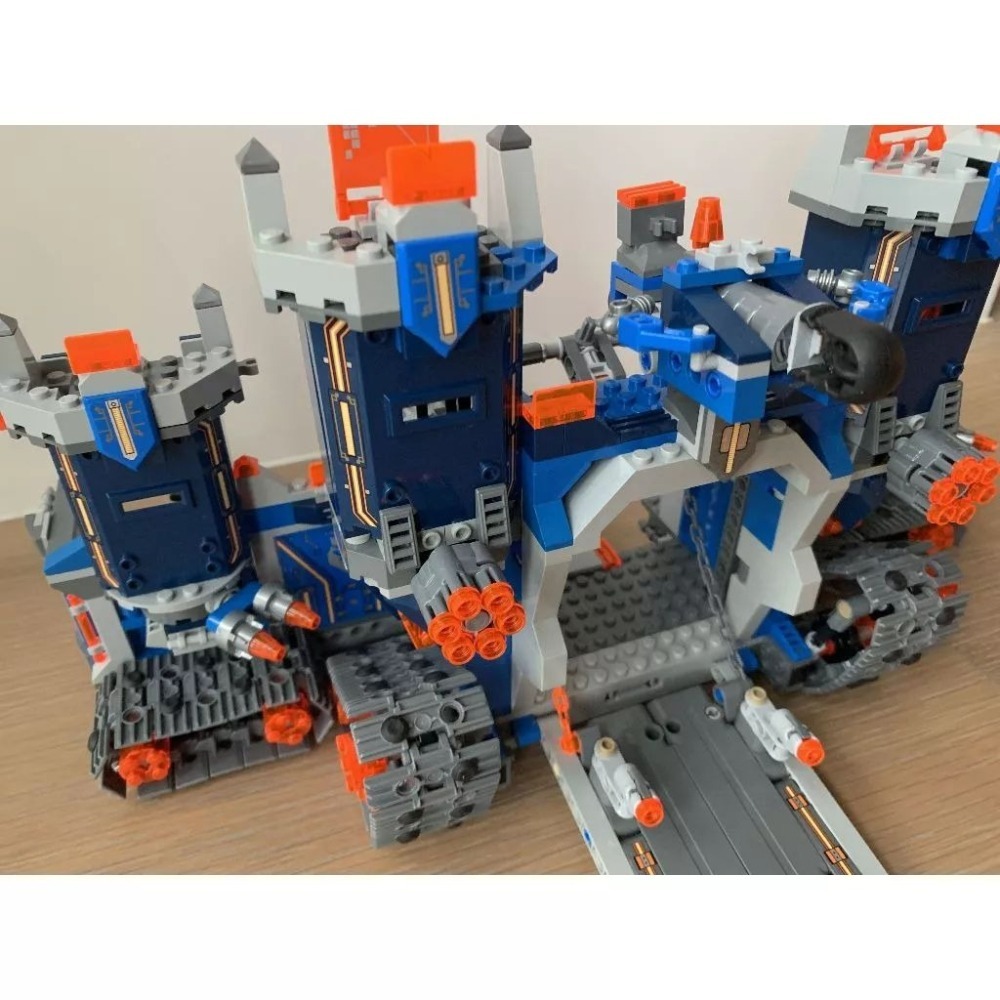 二手 樂高 LEGO 未來騎士 70317 移動要塞 移動城堡 有缺件-細節圖5