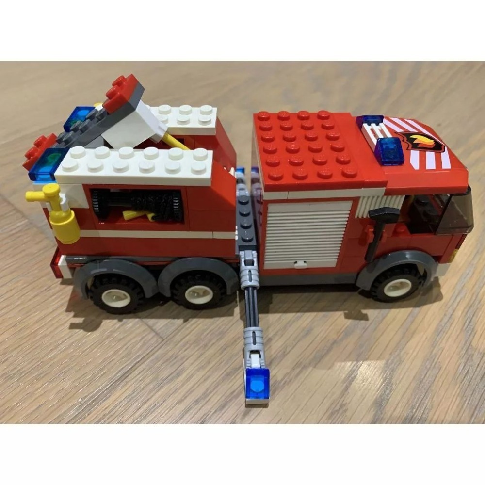 二手 樂高 LEGO 城市 消防 消防車 消防員 消防局 7239 經典-細節圖6