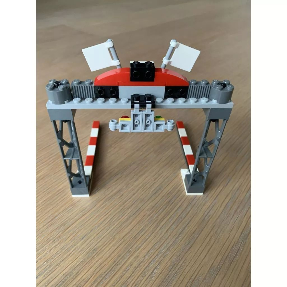 二手 樂高 LEGO 汽車總動員 8423 麥坤 超哥-細節圖6