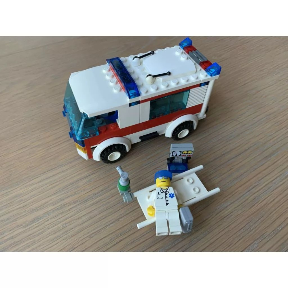 二手 樂高 LEGO 城市 救護車 7890 經典-細節圖7