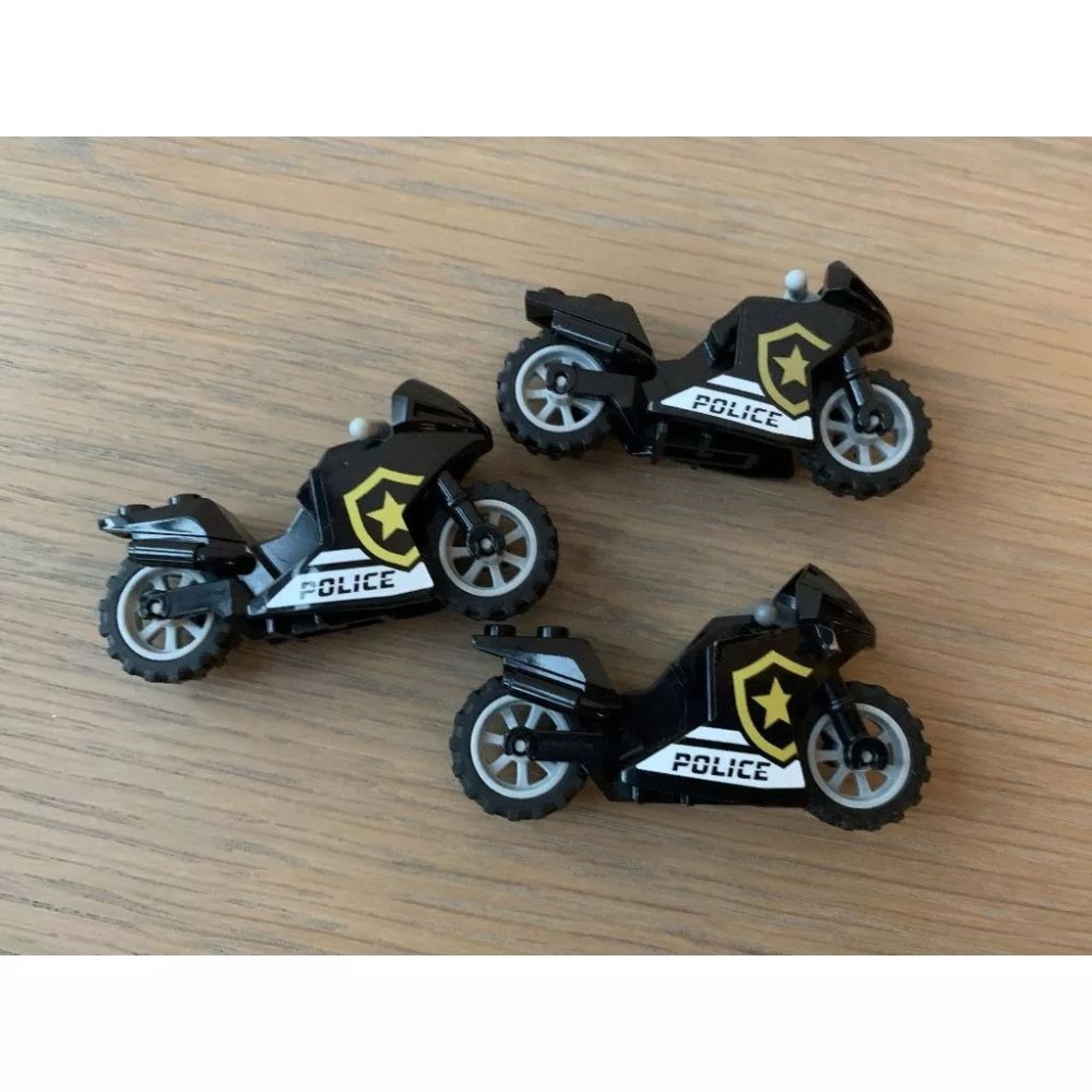 二手 樂高 LEGO 警察 機車 每台179-細節圖2