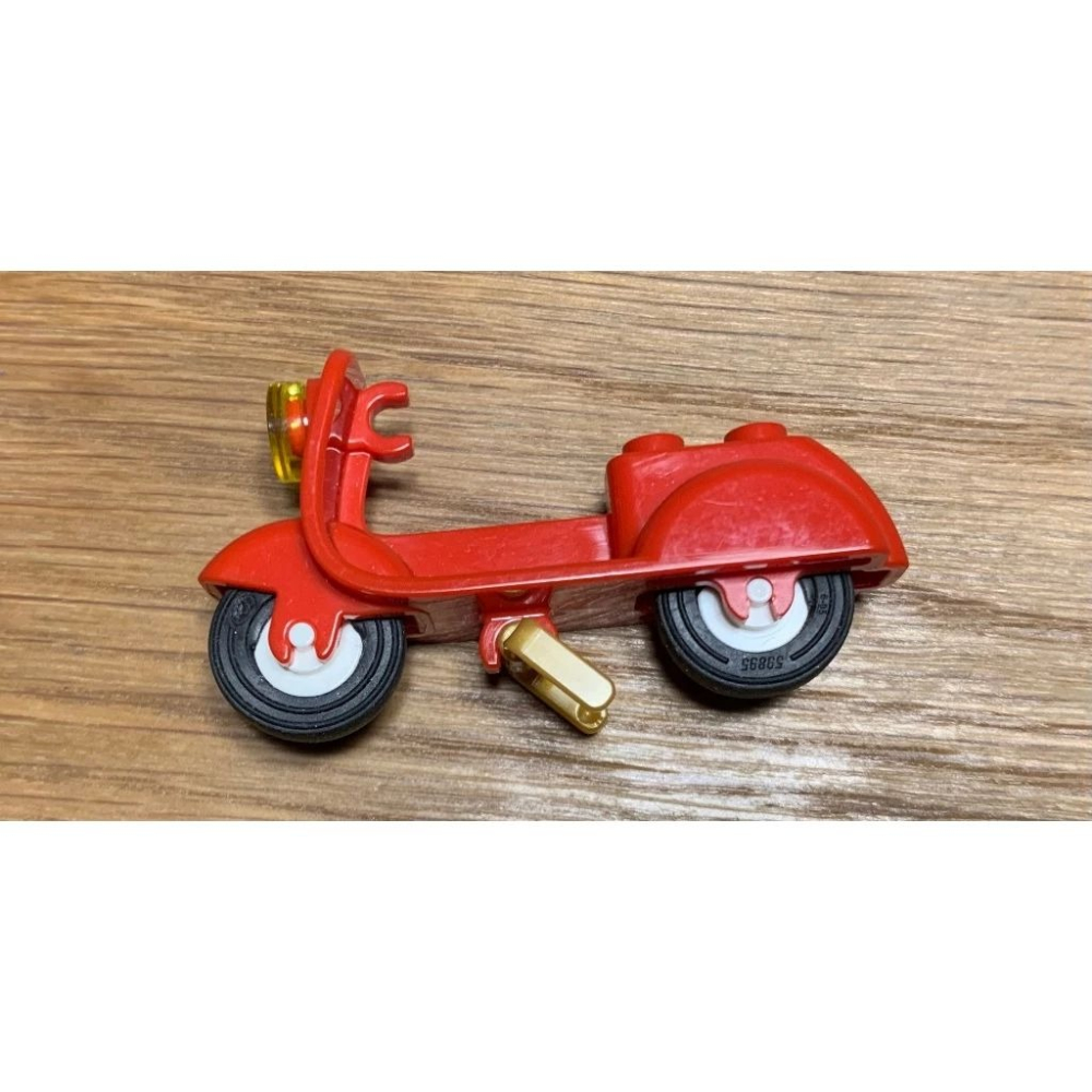 二手 樂高 LEGO 紅色 復古 偉士牌 機車-細節圖3