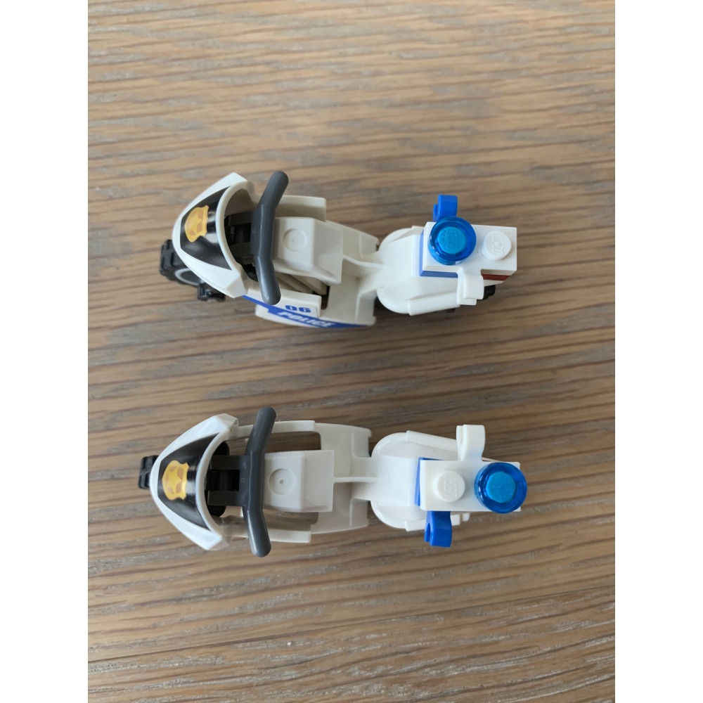 二手 樂高 LEGO 警察 機車 每台 179元-細節圖3