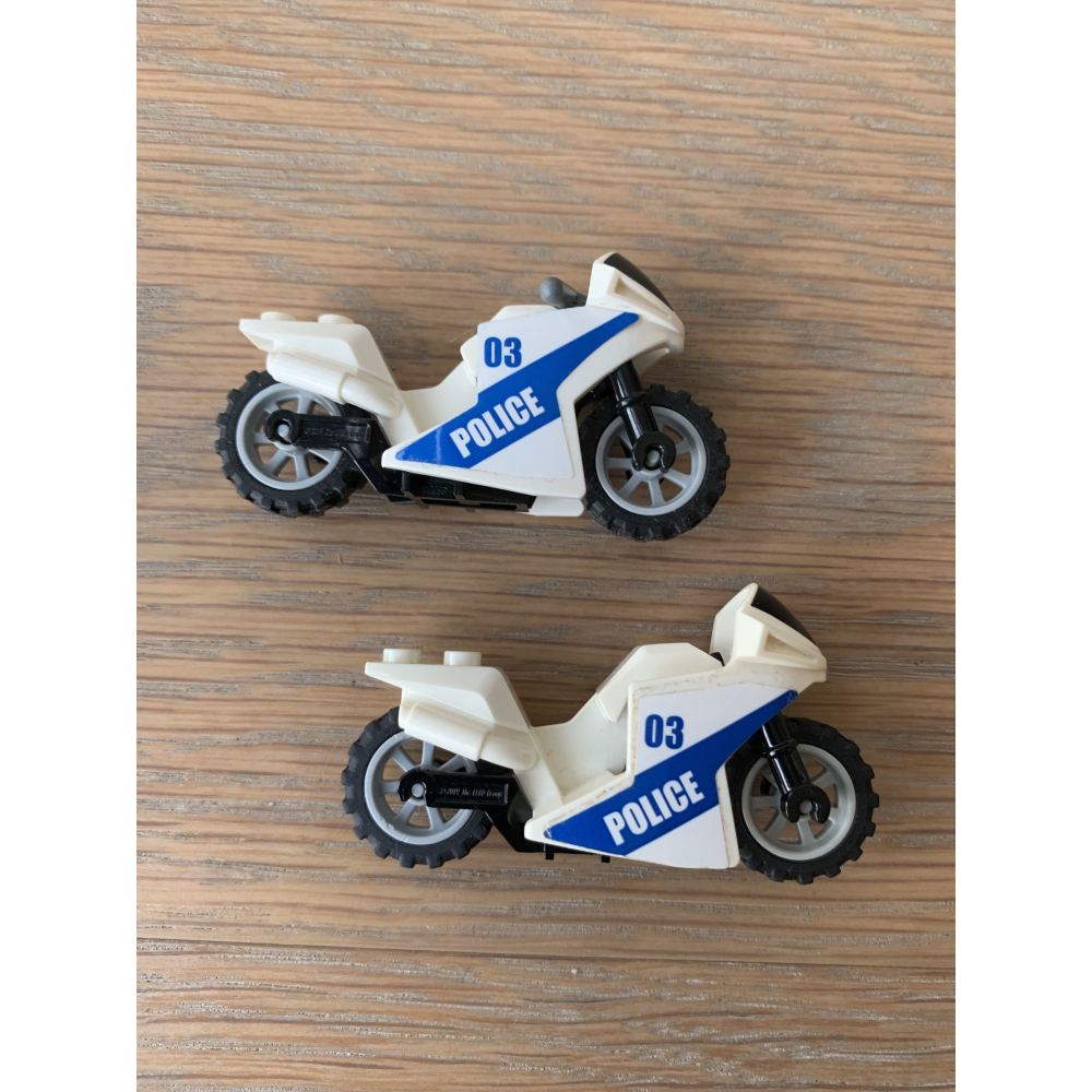 二手 樂高 LEGO 警察 機車 每台 169元-細節圖2
