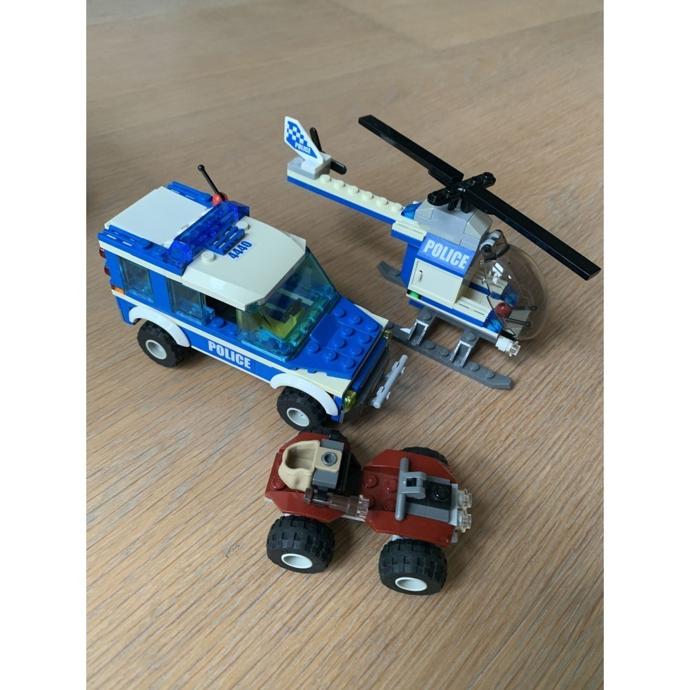 二手 樂高 LEGO 城市 4440 警察 森林警察局-細節圖4