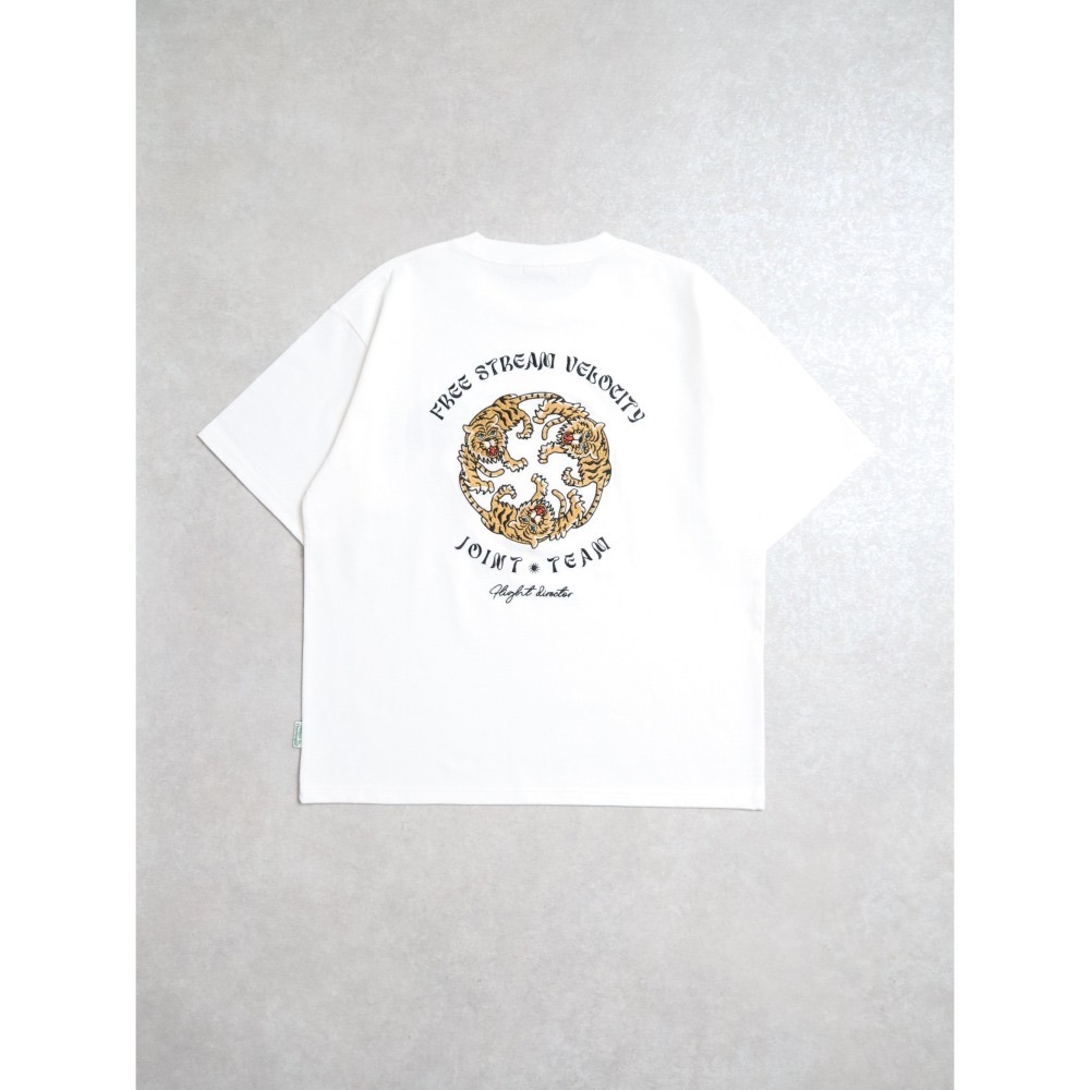 《2025夏季全新現貨正品》日本POWER TO THE PEOPLE-老虎刺繡 T- 男女適用-細節圖4