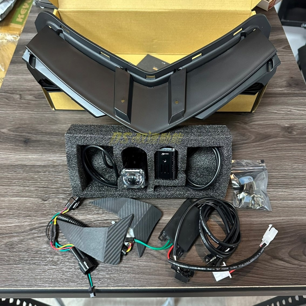 DS馭速動能-AJ車燈國際 AJMB 霧燈 空力套件 黃白雙色 直上套件 MMBCU 曼巴專用-細節圖3