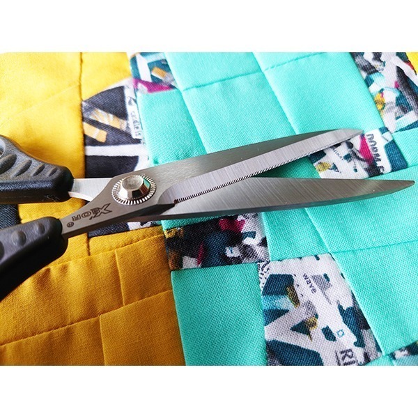 Xsor 小型防布逃布剪5 1/2＂ | DW-5001FT | 適合袋物及厚布剪牙口使用 | 剪裁布料、紙張及薄膠板-細節圖3