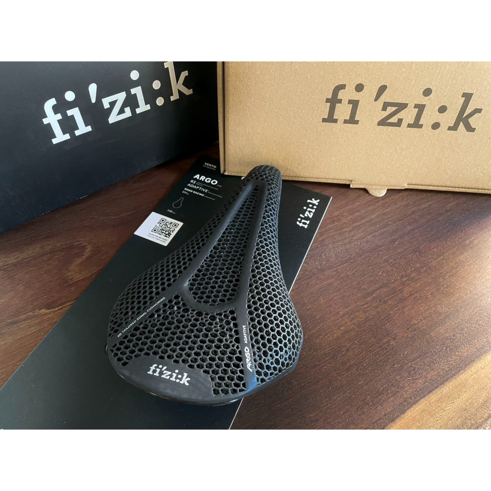 ~騎車趣~FIZIK VENTO ARGO R3 ADAPTIVE 3D列印 專業短鼻公路車座墊-細節圖2