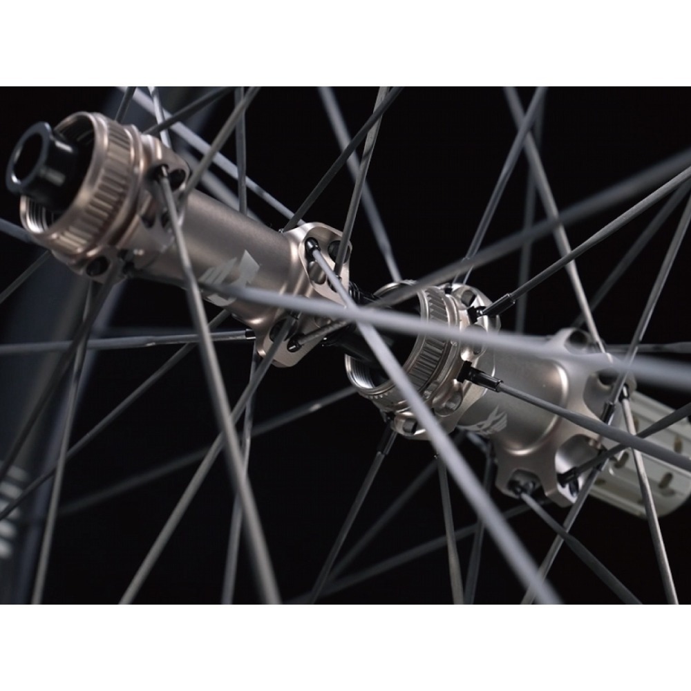 ~騎車趣~2025 KREX KC150碳纖維輪組 碟煞輪組 碳纖輻條 DISC 極輕量 碟煞公路車-細節圖9