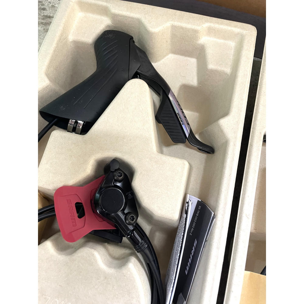 ~騎車趣~2025 E1 SRAM FORCE AXS 油壓碟變剎把 煞變把-細節圖2