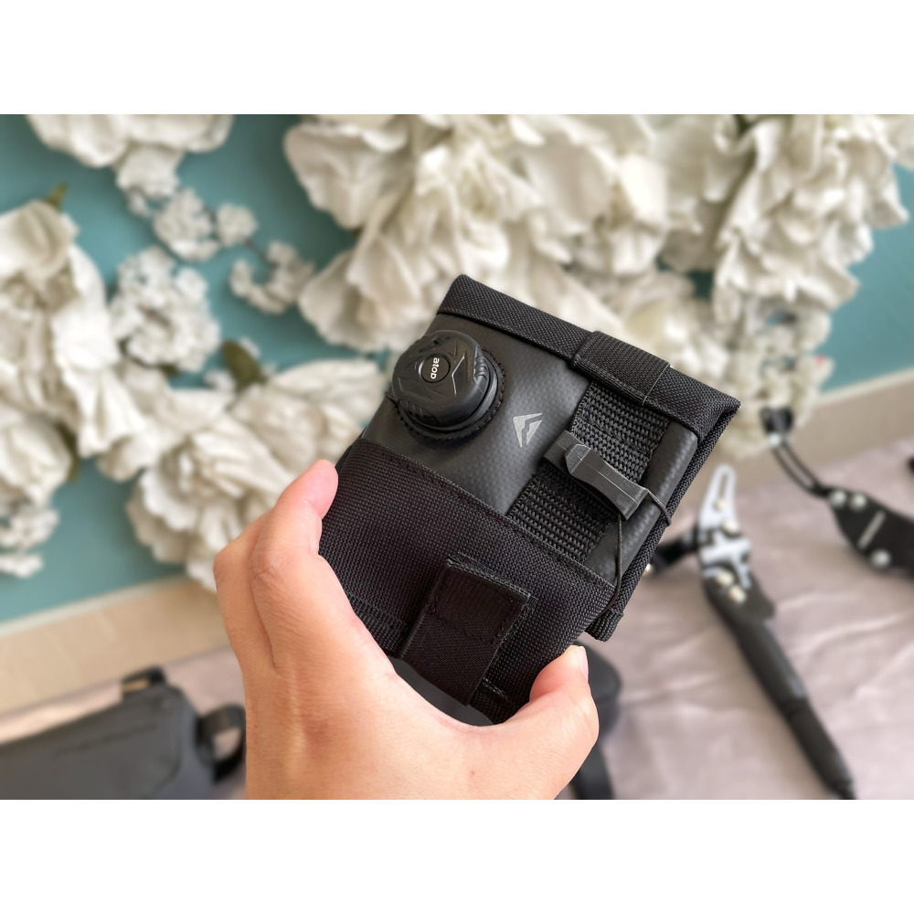 ~騎車趣~MERIDA美利達 旋鈕工具袋 旋鈕坐墊袋 輕巧俐落-細節圖3