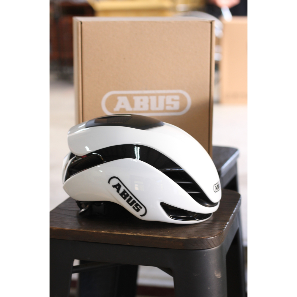 ~騎車趣~亞洲頭型 空力安全帽 ABUS GAMECHANGER 2.0 亞版 亮白 自行車安全帽-細節圖3