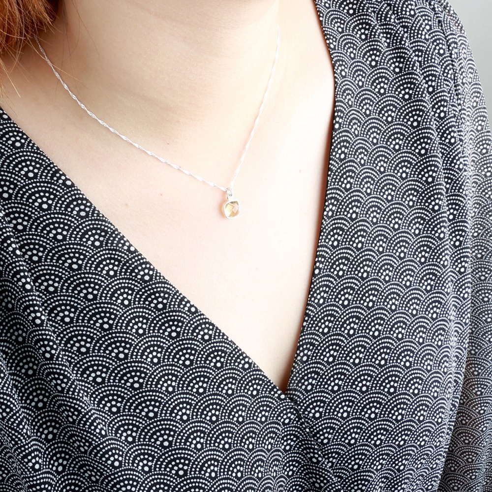 【Angel & Me】氣質 檸檬黃水晶 方形 s925 純銀 項鍊 生日 禮物-細節圖2