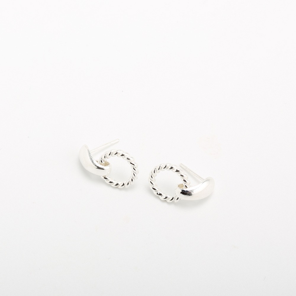 【Angel & Me】經典 麻花 s925 純銀 耳環 生日 聖誕節 情人禮物-細節圖2