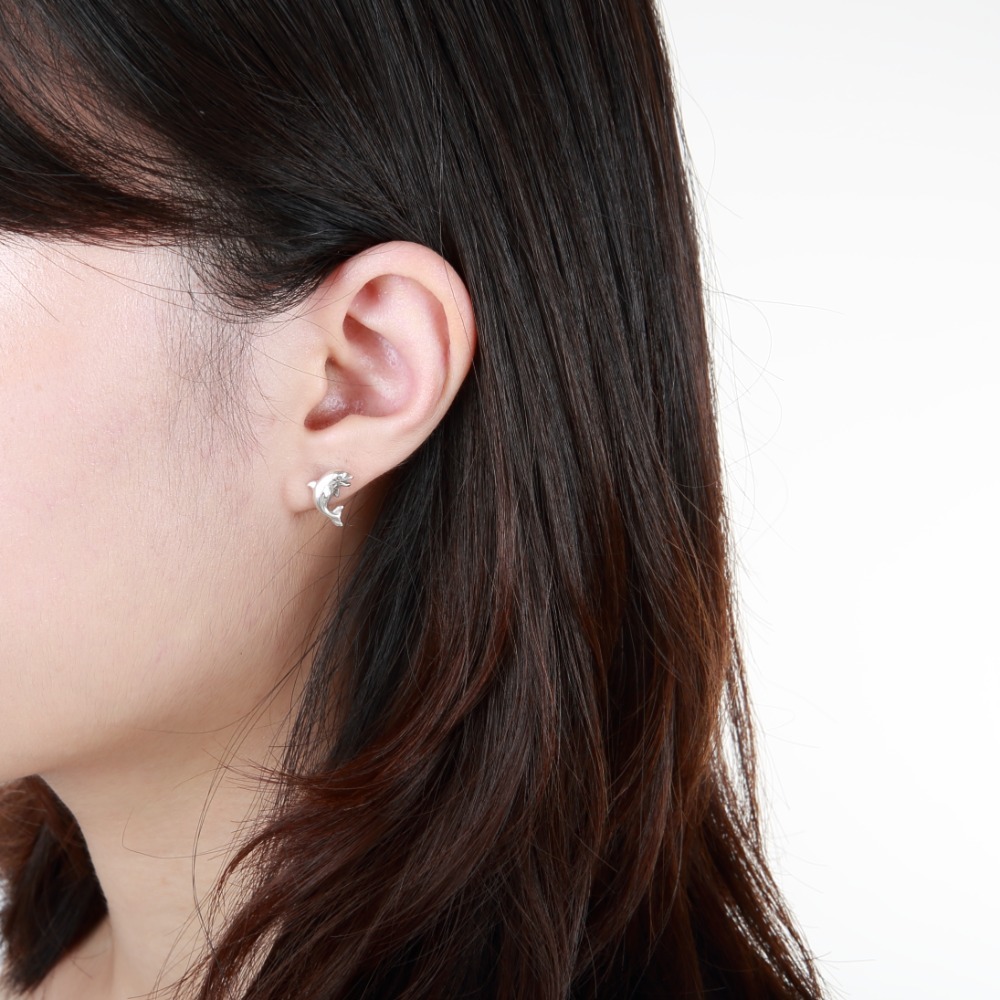 【Angel & Me】可愛 海豚  一對 s925 純銀 耳環 耳夾 生日 禮物-細節圖3