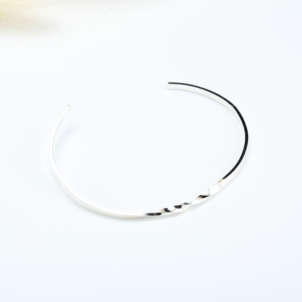 【Angel Me】幸運 簡單 旋轉 Twist s925 純銀 C型 手環 情人節 禮物-細節圖3