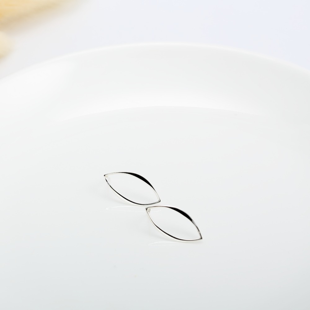 【Angel & Me】極簡 葉葉思念 Leaf 一對 s925 純銀 耳環 耳夾 生日 情人節 禮物-細節圖3